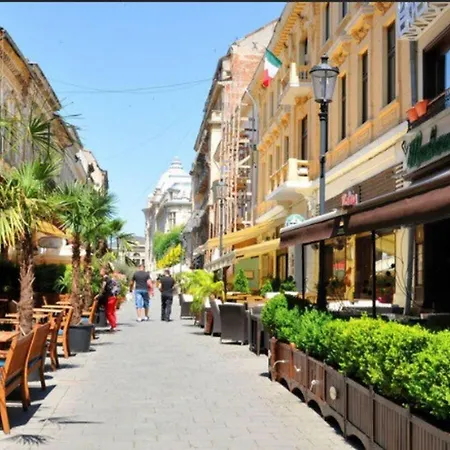 Old Town Apartment With Amazing View From The Balcony Bucureşti Exterior foto