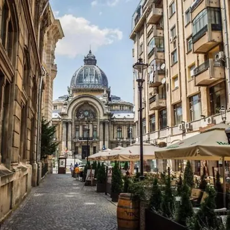Old Town Apartment With Amazing View From The Balcony Bucureşti Exterior foto