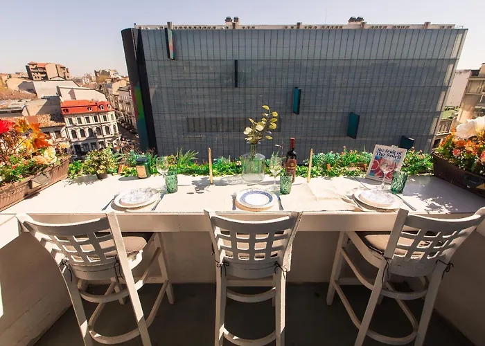 Old Town Apartment With Amazing View From The Balcony